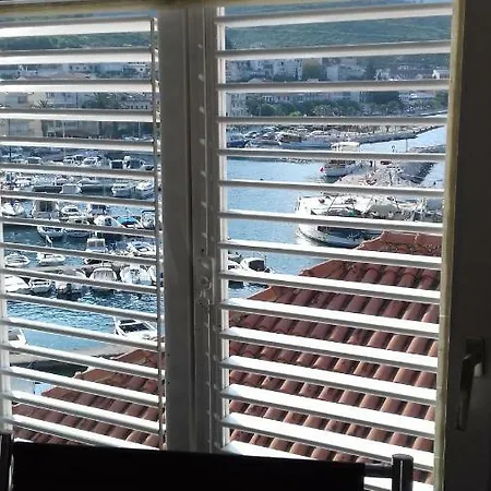 Apartment With Magic View Podgora